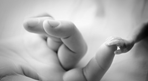 After A Stillbirth, Interpersonal Support Facilitates Coping