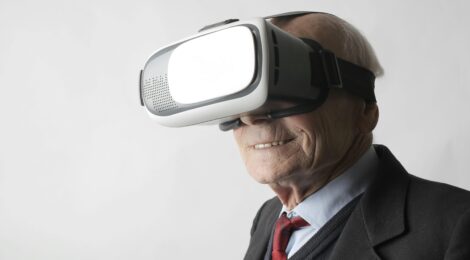 How Virtual Reality is Enhancing Reminiscence Therapy for Older Adults